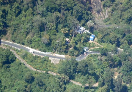 The hairpin bends in the road to Coonoor